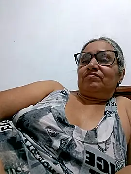  candi online show from April 21, 2026, 1:42 am