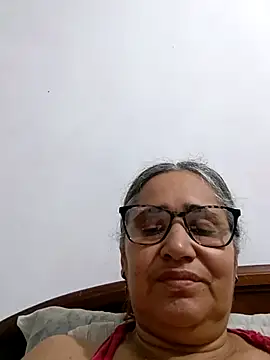  candi online show from April 23, 2026, 3:57 am