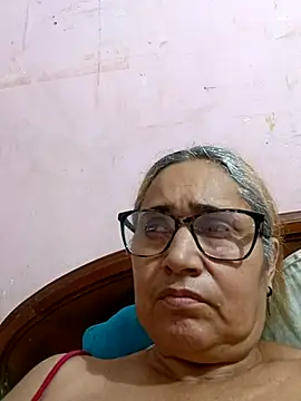  candi online show from October 20, 2025, 9:59 pm