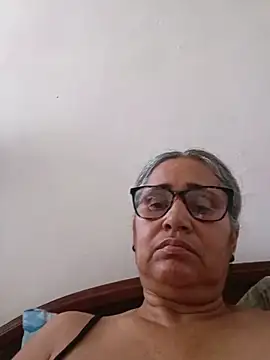 Snapshot of _candi chatting on May 31, 2026, 6:20 pm candi online show from May 31, 2026, 6:20 pm