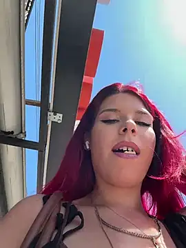 RiriRoseey online show from August 3, 2026, 9:26 am
