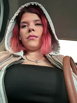 Snapshot of RiriRoseey chatting on March 22, 2026, 8:49 am RiriRoseey online show from March 22, 2026, 8:49 am