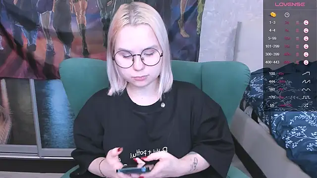Snapshot of miray_kuriyama123 chatting on January 29, 2025, 10:43 pm miray kuriyama123 online show from January 29, 2025, 10:43 pm