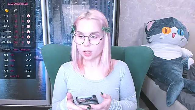 Snapshot of miray_kuriyama123 chatting on January 12, 2025, 1:11 am miray kuriyama123 online show from January 12, 2025, 1:11 am