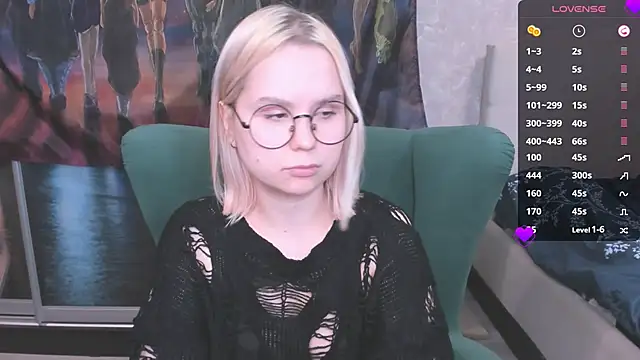 Snapshot of miray_kuriyama123 chatting on February 14, 2025, 12:30 am miray kuriyama123 online show from February 14, 2025, 12:30 am