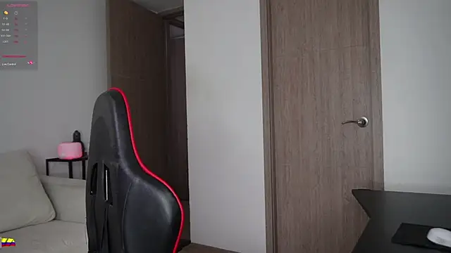 daniel mejia1 online show from February 25, 2026, 12:16 pm