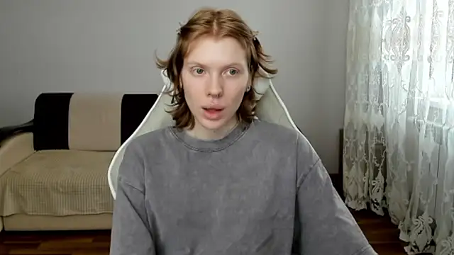 Snapshot of StellaDavis chatting on April 10, 2026, 11:17 am StellaDavis online show from April 10, 2026, 11:17 am