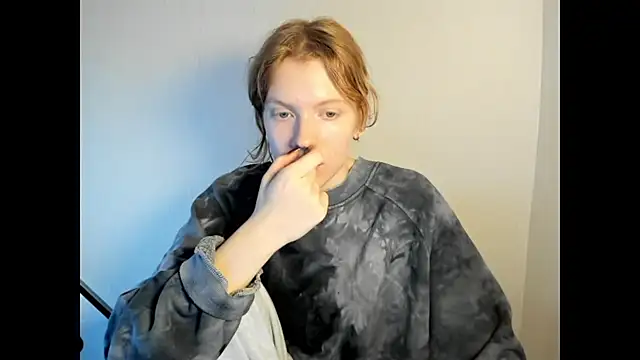 StellaDavis online show from November 21, 2025, 9:08 am