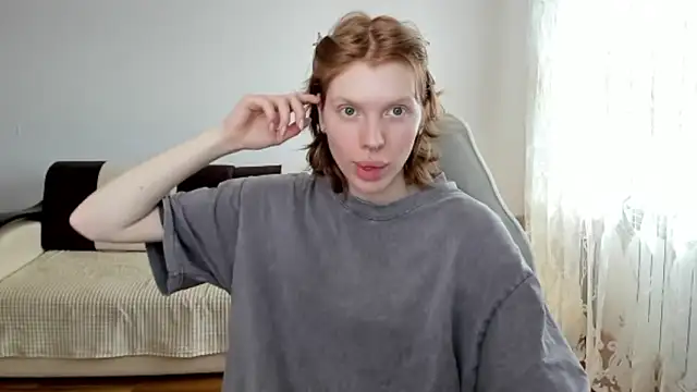 Snapshot of StellaDavis chatting on April 18, 2026, 11:01 am StellaDavis online show from April 18, 2026, 11:01 am
