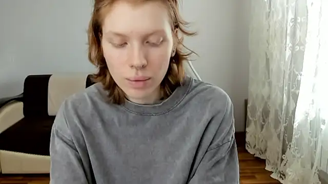 Snapshot of StellaDavis chatting on May 3, 2026, 11:04 am StellaDavis online show from May 3, 2026, 11:04 am