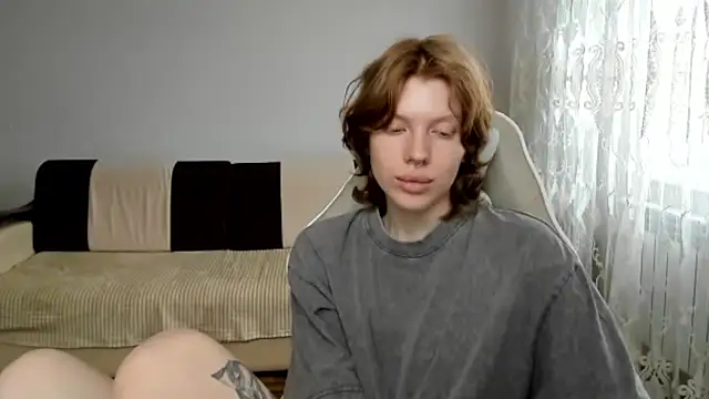 Snapshot of StellaDavis chatting on April 5, 2026, 9:05 am StellaDavis online show from April 5, 2026, 9:05 am