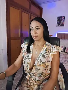 charlotte bayron02 online show from July 2, 2026, 1:06 am