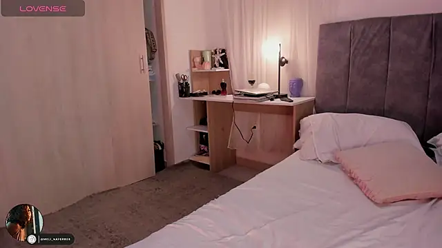 Melina Ferrer1 online show from February 11, 2026, 12:05 pm