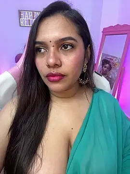 krishaa  online show from April 17, 2026, 8:44 pm