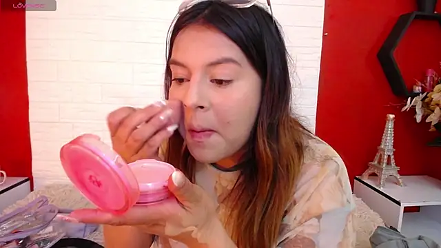 Snapshot of _poison_sweet chatting on December 1, 2025, 6:31 pm poison sweet online show from December 1, 2025, 6:31 pm