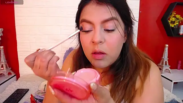 Snapshot of _poison_sweet chatting on November 6, 2025, 6:12 pm poison sweet online show from November 6, 2025, 6:12 pm