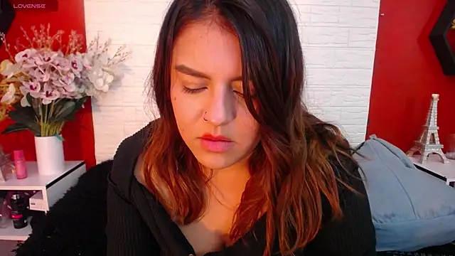 Snapshot of _poison_sweet chatting on October 16, 2025, 7:33 pm poison sweet online show from October 16, 2025, 7:33 pm