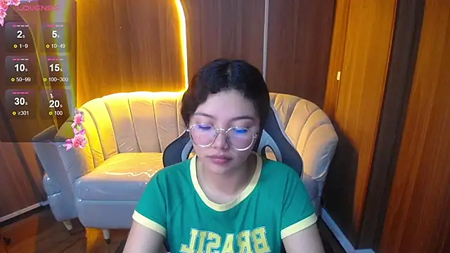 Snapshot of victoria_castillo_b chatting on November 28, 2025, 3:12 pm victoria castillo b online show from November 28, 2025, 3:12 pm