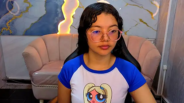 victoria castillo b online show from May 7, 2026, 1:03 pm