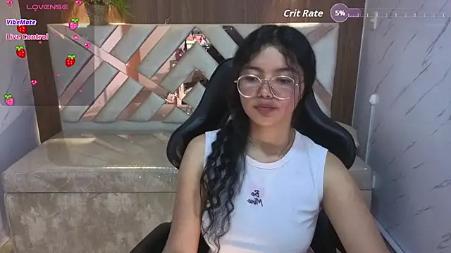 Snapshot of victoria_castillo_b chatting on October 5, 2025, 3:14 pm victoria castillo b online show from October 5, 2025, 3:14 pm