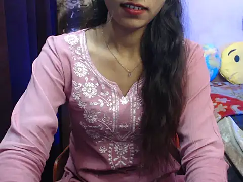 Snapshot of Angel_kiyara chatting on November 9, 2025, 7:18 pm Angel kiyara online show from November 9, 2025, 7:18 pm