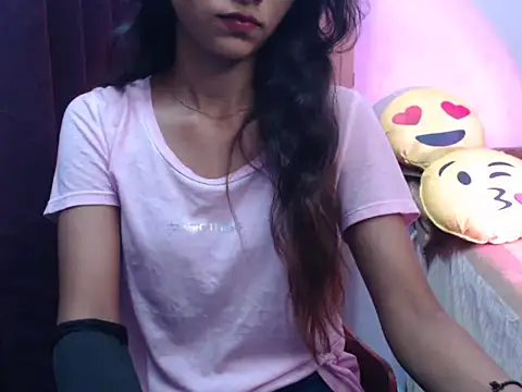 Snapshot of Angel_kiyara chatting on October 7, 2025, 7:59 pm Angel kiyara online show from October 7, 2025, 7:59 pm