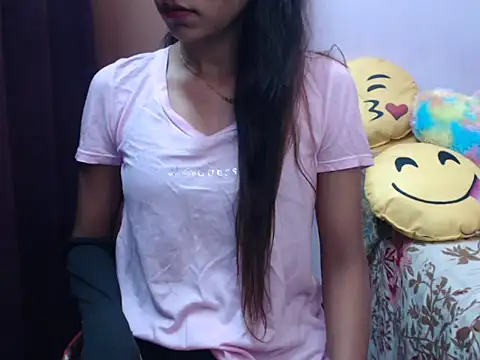 Snapshot of Angel_kiyara chatting on October 17, 2025, 6:53 pm Angel kiyara online show from October 17, 2025, 6:53 pm