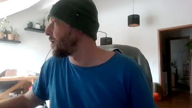 BennyLommy online show from February 10, 2026, 12:48 pm