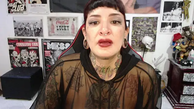 Rollyderolandia666 online show from March 19, 2026, 10:32 pm