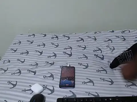 fionabride online show from November 11, 2025, 9:37 am