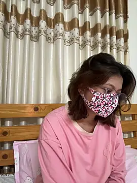 Jen jennyy1 online show from March 16, 2026, 11:40 pm