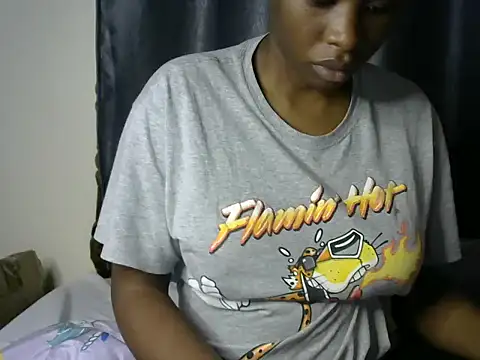 Snapshot of Novah_ chatting on June 20, 2026, 3:06 pm Novah online show from June 20, 2026, 3:06 pm