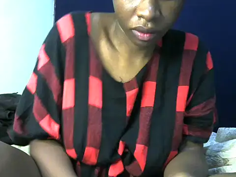 Snapshot of Novah_ chatting on May 23, 2026, 2:32 am Novah online show from May 23, 2026, 2:32 am