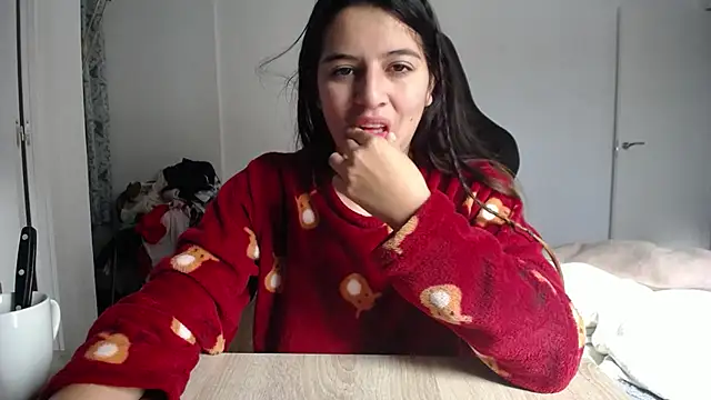 Contantin helena online show from December 5, 2025, 10:25 am