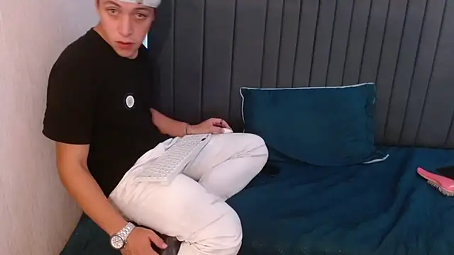 24 7horny  online show from March 23, 2026, 12:49 pm