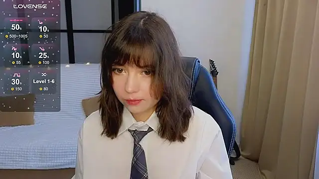 Lina Brownie online show from December 2, 2025, 4:47 am