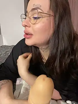 Snapshot of fuckdoll_18 chatting on January 19, 2025, 2:59 pm fuckdoll 18 online show from January 19, 2025, 2:59 pm