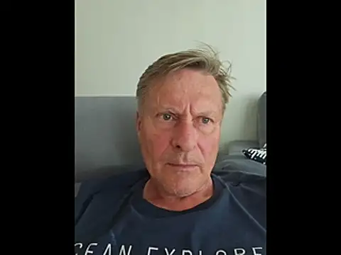 Snapshot of johnnym1 chatting on May 10, 2026, 3:14 pm johnnym1 online show from May 10, 2026, 3:14 pm