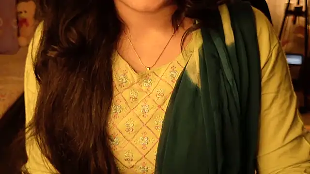 Spice-Summi online show from August 3, 2026, 6:58 pm