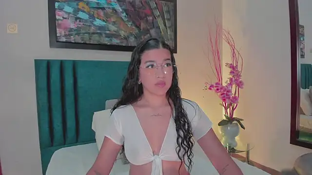 LeaahCarter online show from September 30, 2025, 6:14 pm