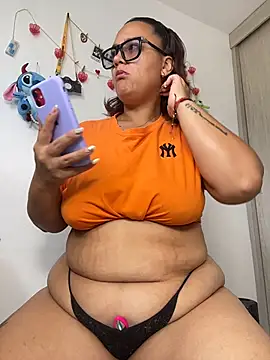 keirabbw online show from February 8, 2026, 6:05 pm