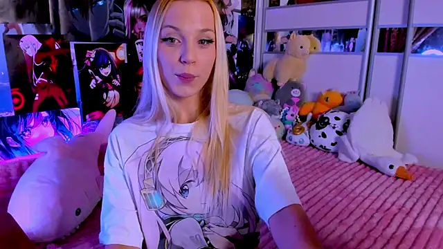 Snapshot of Cute__Pony chatting on December 15, 2024, 9:31 pm Cute Pony online show from December 15, 2024, 9:31 pm