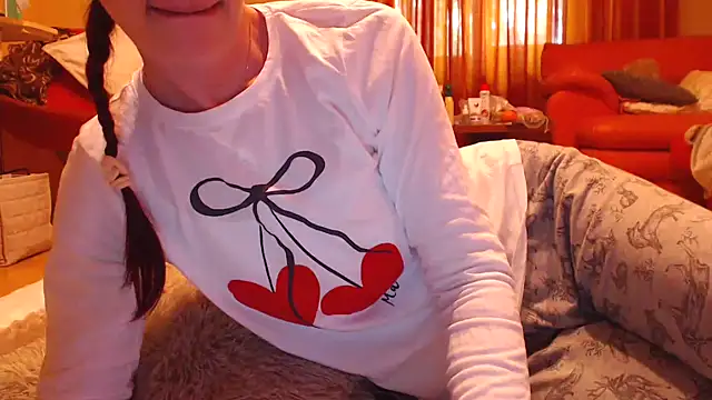 Snapshot of LovelyAndraGirl chatting on June 20, 2026, 10:31 am LovelyAndraGirl online show from June 20, 2026, 10:31 am