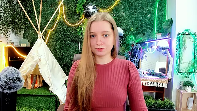 MayaSinabon online show from October 1, 2025, 9:14 am