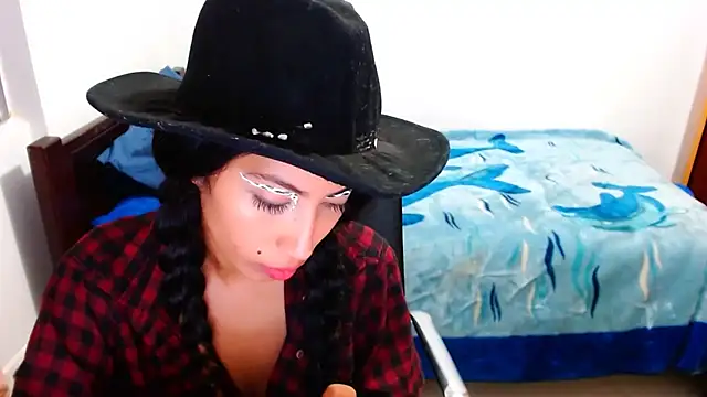 sofia rosse4 online show from September 17, 2025, 11:29 pm