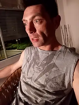 Snapshot of corty83 chatting on May 1, 2026, 1:32 am corty83 online show from May 1, 2026, 1:32 am