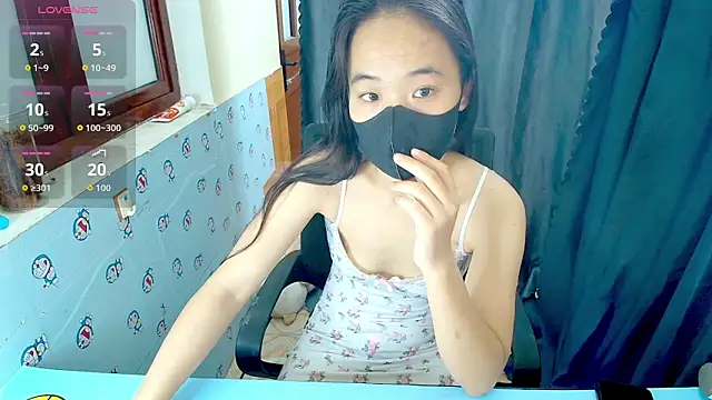 Snapshot of __Saphia__ chatting on June 10, 2026, 12:34 am Saphia online show from June 10, 2026, 12:34 am