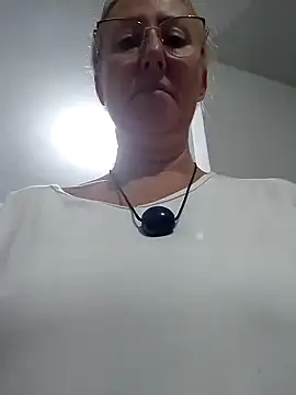 Snapshot of MILEIDE980 chatting on March 12, 2026, 9:13 am MILEIDE980 online show from March 12, 2026, 9:13 am