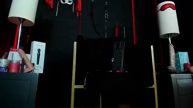 Snapshot of CharlotteScotte chatting on January 9, 2026, 11:39 am CharlotteScotte online show from January 9, 2026, 11:39 am