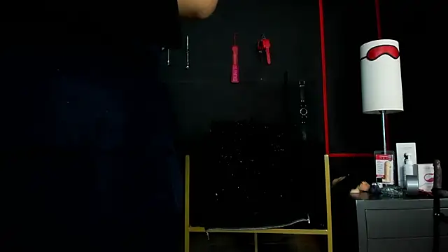 Snapshot of CharlotteScotte chatting on November 27, 2025, 11:43 am CharlotteScotte online show from November 27, 2025, 11:43 am